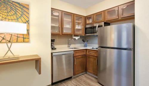 Queen Studio Suite