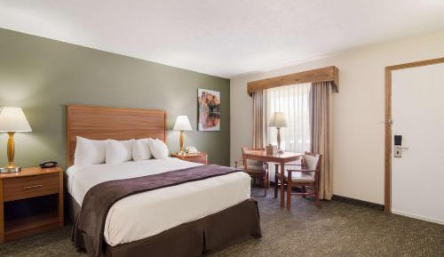 Queen Room - Disablity Access