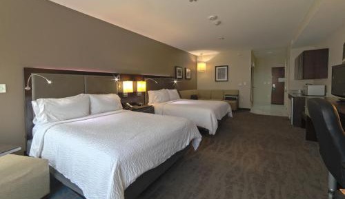 Standard Queen Room with Two Queen Beds