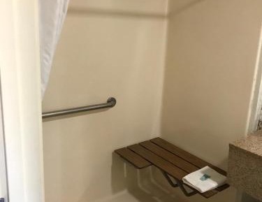 King Room - Accessible/Non-Smoking