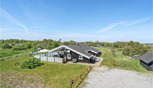 Four-Bedroom Holiday Home