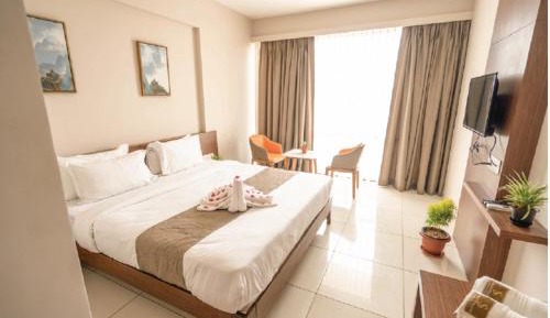 Deluxe Double Room with Balcony