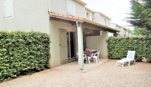 Holiday Home (6 Adults)