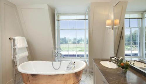 Executive Suite - Main Building