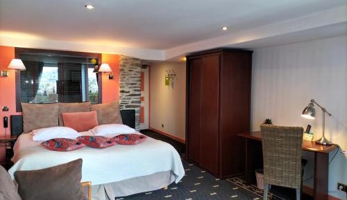 Superior Double or Twin Room with Harbor View