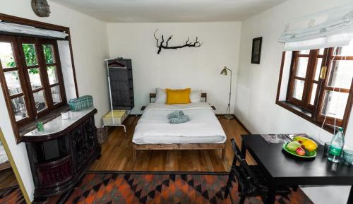 Double Room with Shared Bathroom