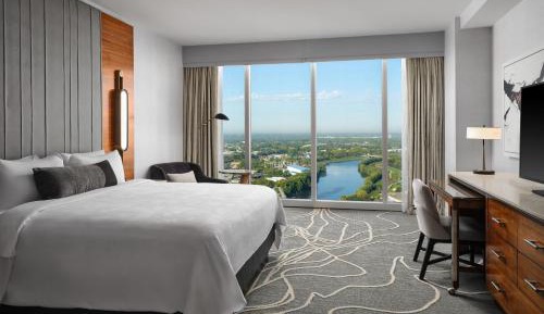 King Room - High Floor/Executive Lounge Access