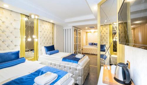 Deluxe Quadruple Room