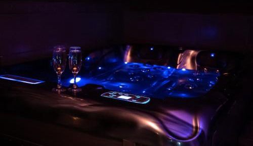 King Room with Spa Bath