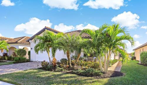 Three-Bedroom Vacation Home 