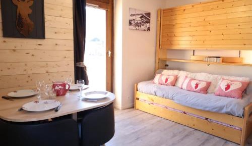 Apartment (4 Adults)