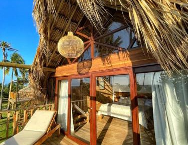 Deluxe Double Room with Balcony and Sea View