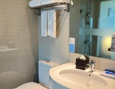 Standard Room with Free Breakfast