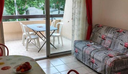 Apartment (6 Adults)