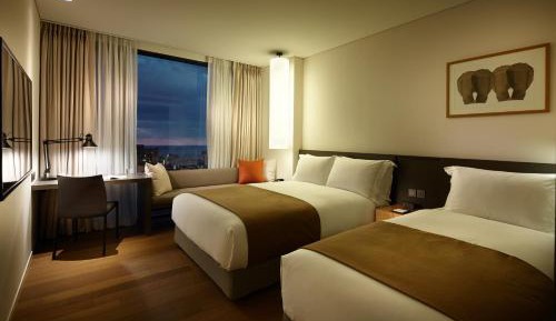 Standard Family Twin