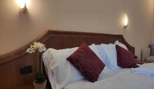 Double Room with Lake View