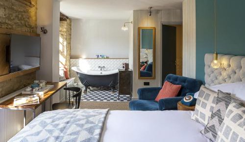 Deluxe Double or Twin Room