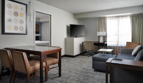 2 Bedroom Suite