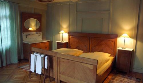 Double Room with Shared Bathroom
