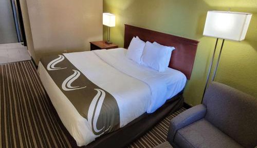King Room - Non-Smoking