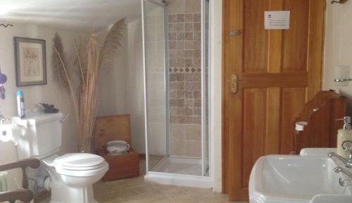 Twin Room with Shared Bathroom