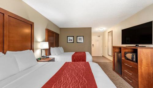 Queen Room with Two Queen Beds - Non-Smoking