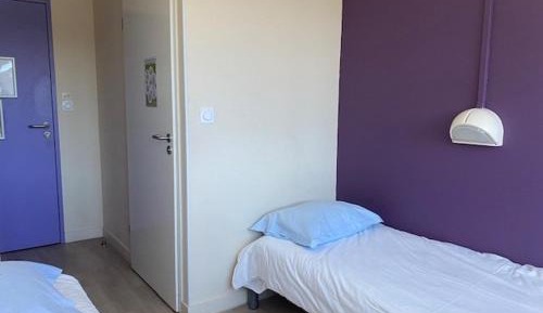 Standard Double Room with Two Twin Beds