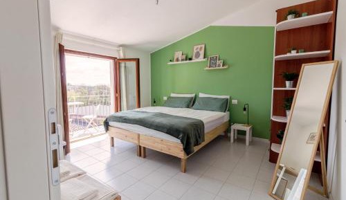 Double or Twin Room with Balcony with Shared Bathroom
