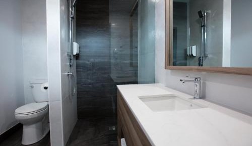 Family Room with Garden View