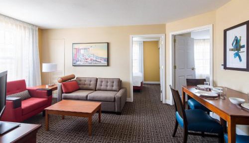 Two-Bedroom Suite