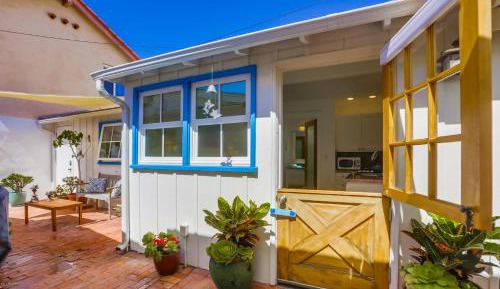 One-Bedroom Holiday Home