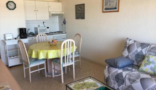 Apartment (4 Adults)