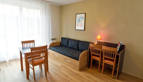 Apartment (4 Single Beds)