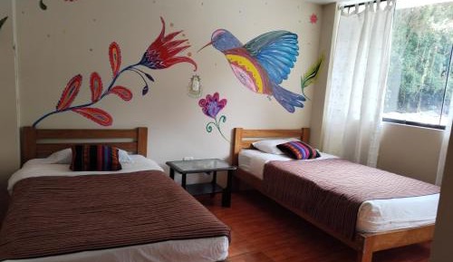 Standard Twin Room with Mountain View