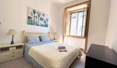 Standard Double Room with Shared Bathroom