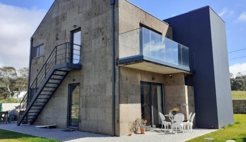 Apartment with Garden View