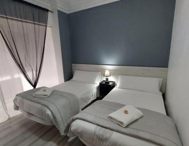 Twin Room with Shared Bathroom