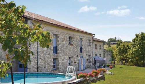 Two-Bedroom Holiday Home