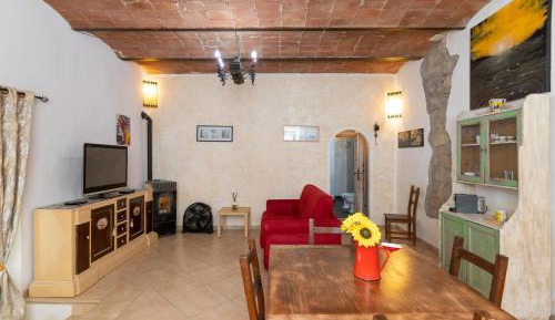 Superior One-Bedroom Apartment