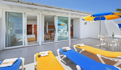 Two-Bedroom Apartment with Sea View