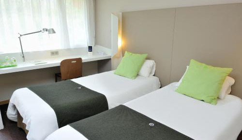 New Generation Twin Room 