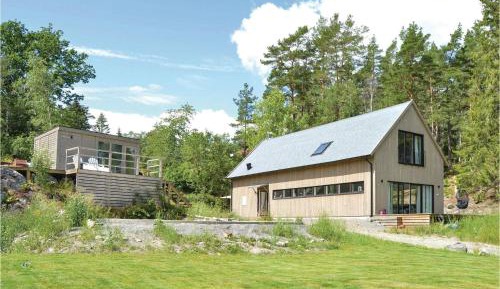 Four-Bedroom Holiday Home
