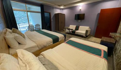 Quadruple Room with Balcony