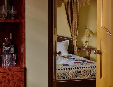 Superior Suite