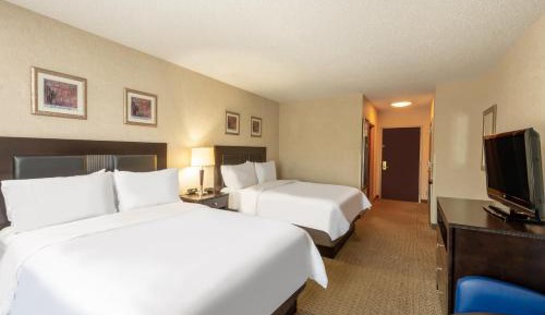 Standard Room with Two Queen Beds