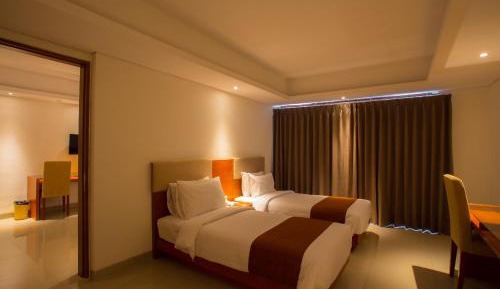 Deluxe Family Room