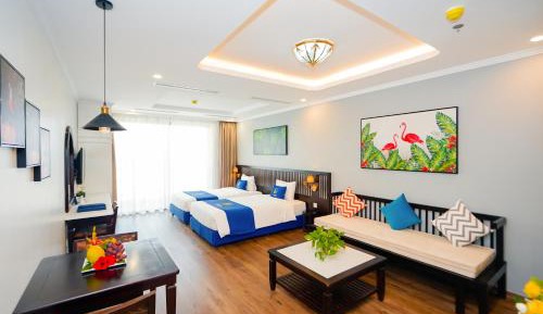 Deluxe Double or Twin Room with City View