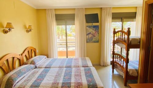 Quadruple Room with Sea View