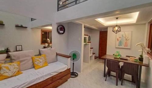 Family Room with Mountain View