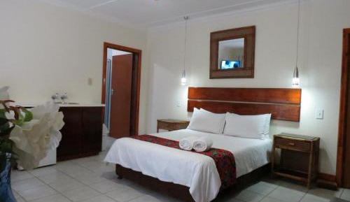 Suite with Garden View